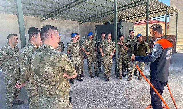 Bayburt'ta komandolara 'Enkazda Arama ve Kurtarma' eğitimi verilmeye başlandı