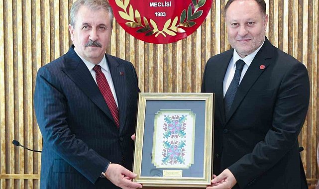 BBP Genel Başkanı Destici, KKTC Cumhuriyet Meclisi Başkanı Öztürkler ile bir araya geldi