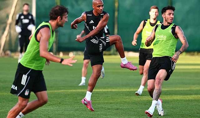 Beşiktaş, Başakşehir maçı hazırlıklarını çift antrenmanla sürdürdü