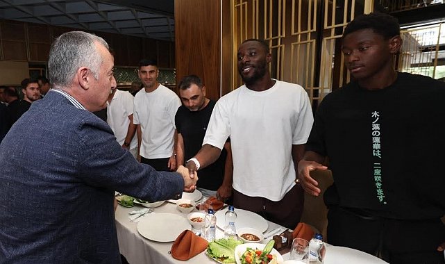 Beşiktaş maçı öncesi Kocaelisporlu futbolculara moral