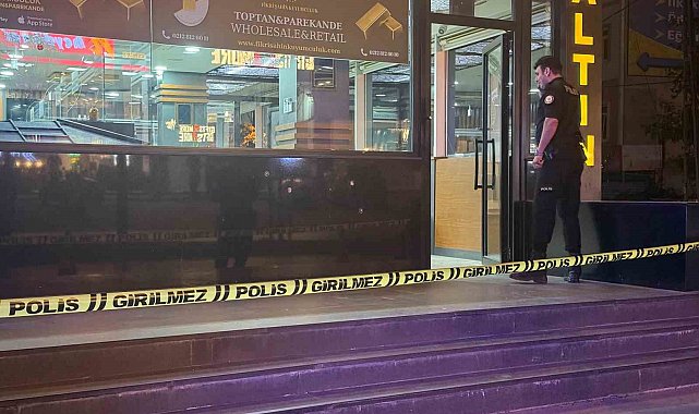 Beylikdüzü'nde kuyumcuya silahlı saldırı