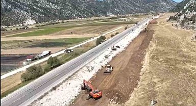 Beyşehir-Derebucak-Antalya Kara yolunda duble yol çalışmaları başladı