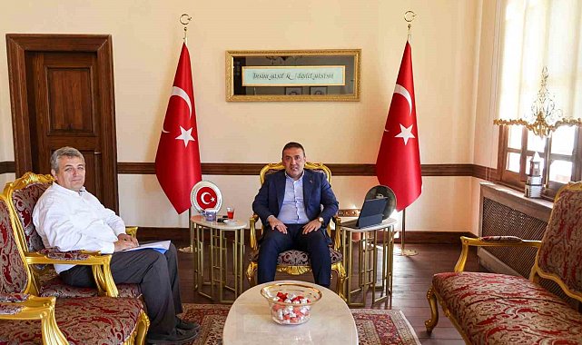 Bilecik'te yöresel ürünler ve çevre sorunları masaya yatırıldı