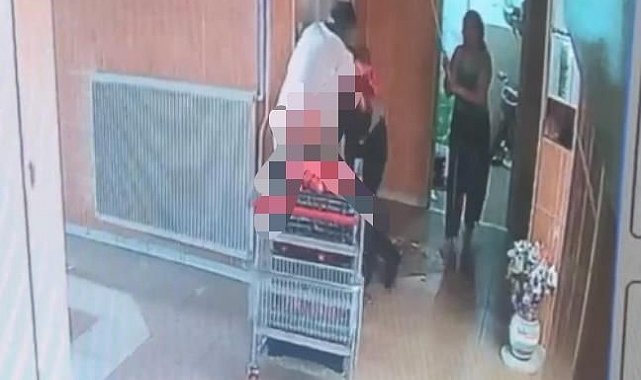 Bina görevlisini eşinin yanında defalarca bıçaklamış