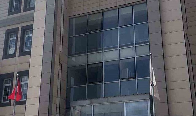 Bitlis'te 'kasten öldürme' suçundan aranan şahıs sahte kimlikle yakalandı