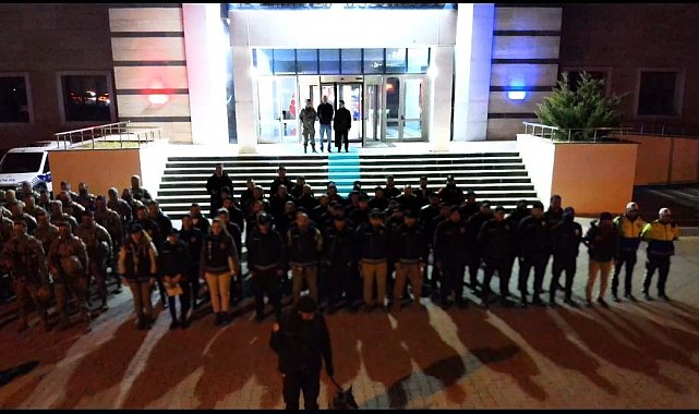 Bitlis'te uyuşturucu satıcılarına operasyon: 10 kişi tutuklandı