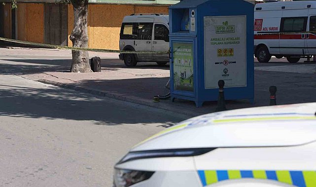 Caddeyi trafiğe kapattıran şüpheli valiz ihbarı asılsız çıktı