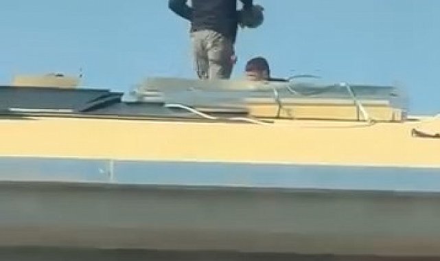 Canlarını hiçe sayarak çatıda önlem almadan çalıştılar