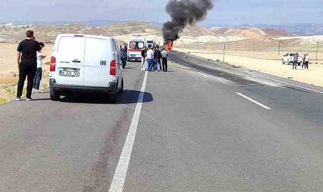 Çayırhan-Nallıhan yolu üzerinde kaza yapan araç yandı