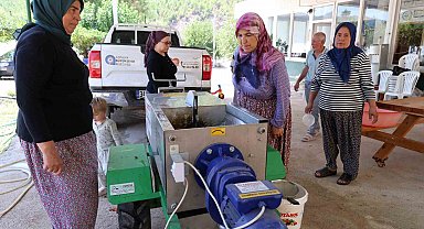 Çizmeler rafa kalktı pekmez üretimi kolaylaştı