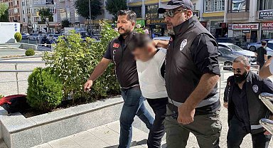 Çorum'da petshop dükkanında işlenen cinayetin 3 şüphelisi adliyeye sevk edildi