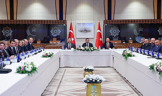 Cumhurbaşkanlığı Külliyesi'nde 'Kamuda Etkin Yönetim ve Denetim' konulu koordinasyon toplantısı