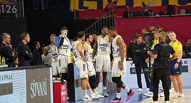 Cumhurbaşkanlığı Kupası'nda tribün olayları nedeniyle 15 dakika ara verildi