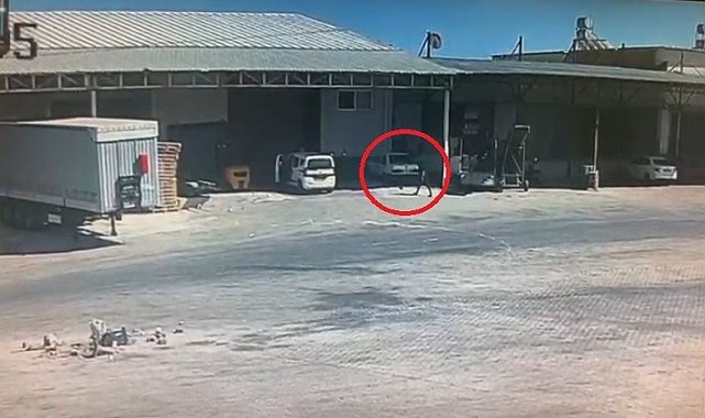 Demre Hali'ndeki patlamada güvenlik kamerasındaki detay olayın şiddetini gözler önüne serdi