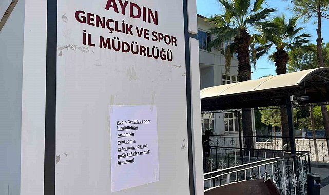 Deprem riski nedeniyle müdürlük binası tahliye edildi