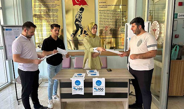 Derecik Devlet Hastanesi'nde tütünsüz yaşama destek standı açıldı