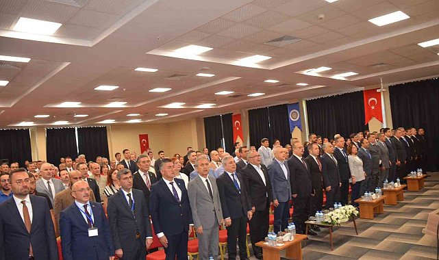 Didim'de "Büyük Menderes Havzası Su-Çevre-Ürün Güvenliği Çalıştayı" başladı