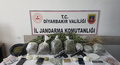 Diyarbakır'da 45 kilo esrar ele geçirildi