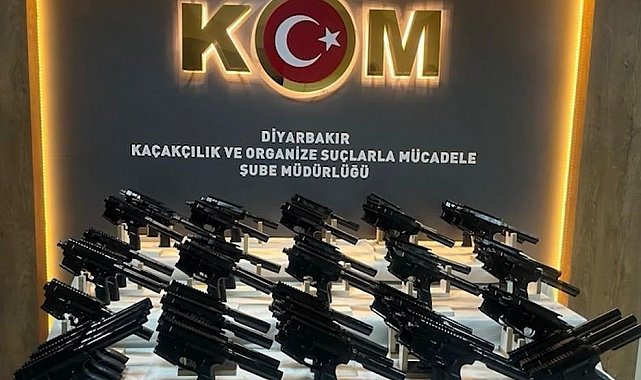 Diyarbakır'da kaçakçılık operasyonlarında çok sayıda silah ve aparatı ele geçirildi: 6 tutuklama