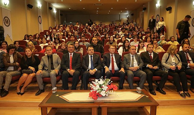 DPÜ'de 'Eski Türkçenin Türk Dili Tarihindeki Yeri ve Önemi' etkinliği