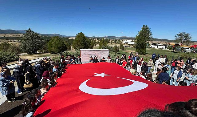 Dumlupınar'da geleneksel piknik şöleni
