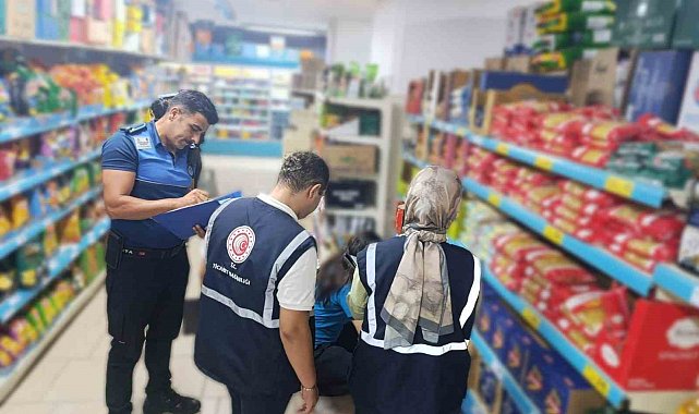 Düzce'de raf etiket ve kasa fiyatları kontrol edildi