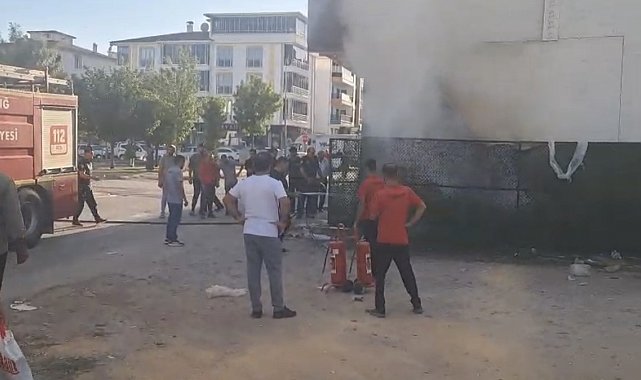 Elazığ'da depo yangını