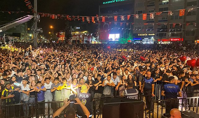 Elektrik arızası ve sağanak, Aleyna Tilki konserini erteledi