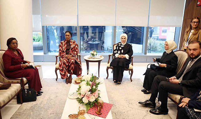 Emine Erdoğan, Gabon Cumhurbaşkanının eşi ile Türkevi'nde bir araya geldi