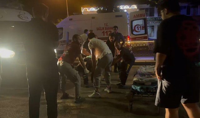 Erzincan'da motosiklet yayaya çarptı: 2 yaralı