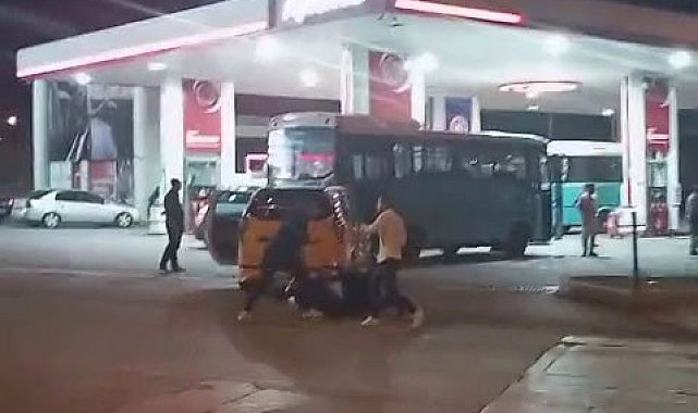 Erzurum'da bıçaklı kavga: 3 yaralı