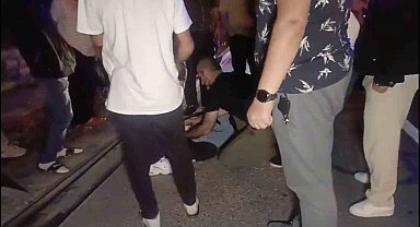 Esenler'de kazan yapan araç alev aldı: 5 yaralı