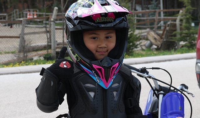 Eskişehirli Atakan örnek aldığı Zayn Sofuoğlu ile buluştu