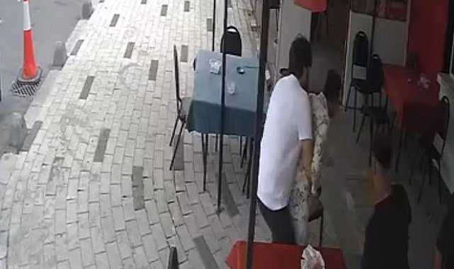 Esnafın Heimlich manevrası zihinsel engelli vatandaşın hayatını kurtardı