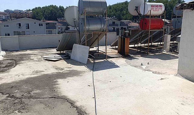 Evde unuttuğu anahtar sonu oldu, çatıdan balkona hortumla inmek isterken hayatını kaybetti