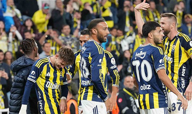 Fenerbahçe, ligde 2 maç sonra kazandı