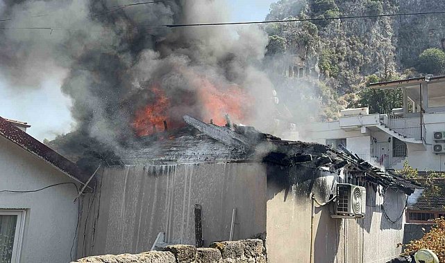 Fethiye'de ev yangını korkuttu