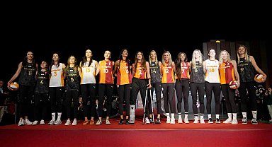 Galatasaray Adası'nda forma lansmanı gecesi