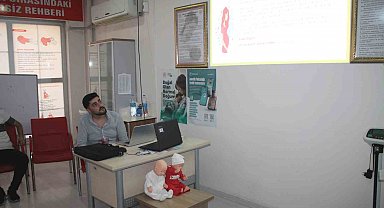 Gebe okulunda, 'hamilelikte ağız ve diş sağlığı' eğitimi