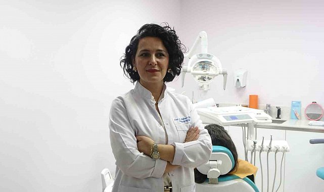 Geleceğin diş hekimleri yapay zeka destekli eğitimle yetişiyor