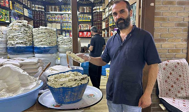 Geleneksel Van lezzeti: Kışlık küp otlu peyniri tezgâhlardaki yerini almaya başladı