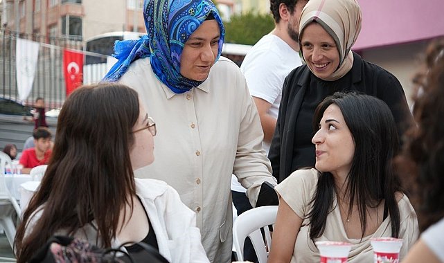 Gençlik Merkezi mezunları Pilav Günü'nde buluştu