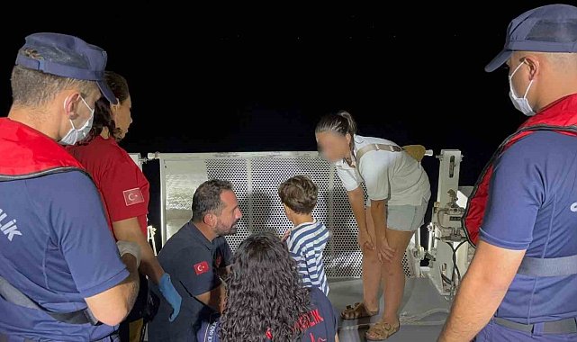 Gezi teknesinde yaralanan çocuk için tıbbi tahliye