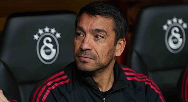 Giovanni van Bronckhorst yeniden İstanbul'da