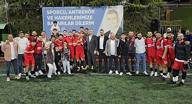 Gölcük Başkanlık Kupası'nda şampiyon İhsaniyespor oldu