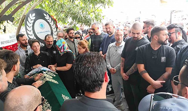 Güllü son yolculuğuna uğurlanıyor