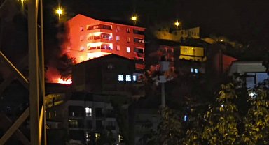 Hakkari'de korkutan yangın
