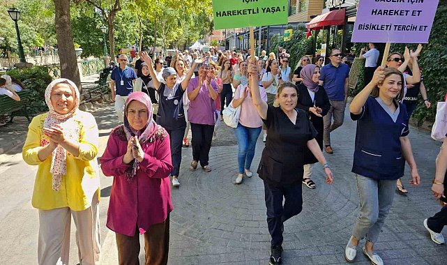 Halk Sağlığı Haftası kapsamında yürüyüş düzenlendi