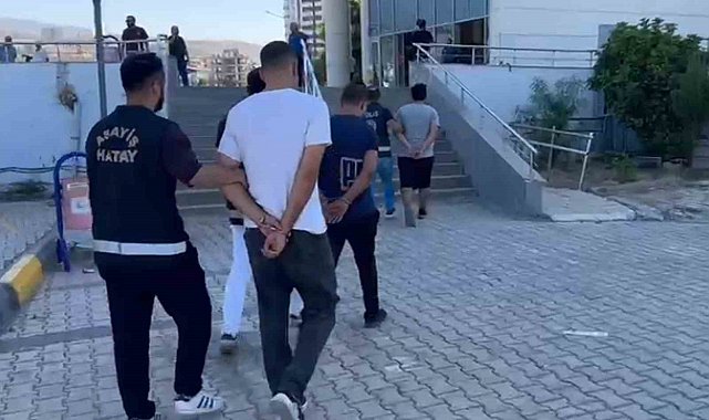 Hatay'da asayiş operasyonu; aranan 5 kişi yakalandı