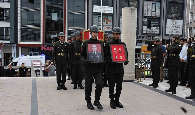 Hayatını kaybeden eski Jandarma Genel Komutanı son yolculuğuna uğurlandı
